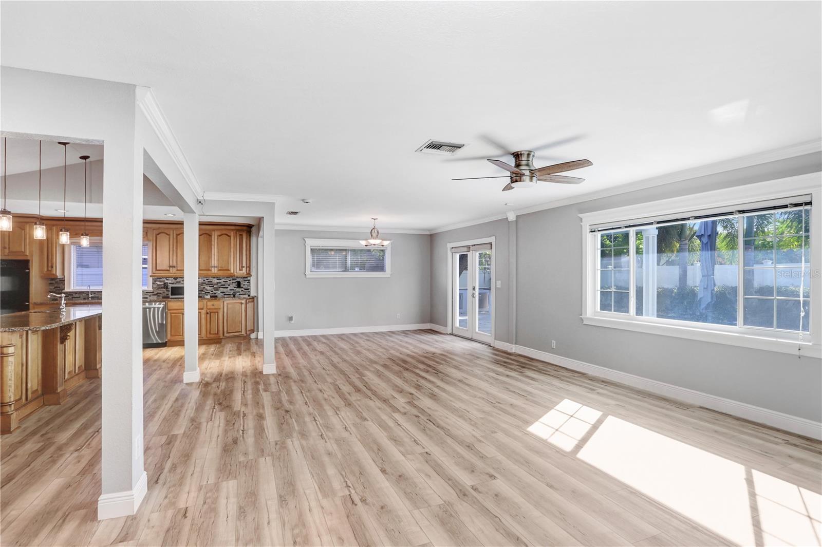 8404 BLACKSTONE CT, TAMPA, FL, 33615