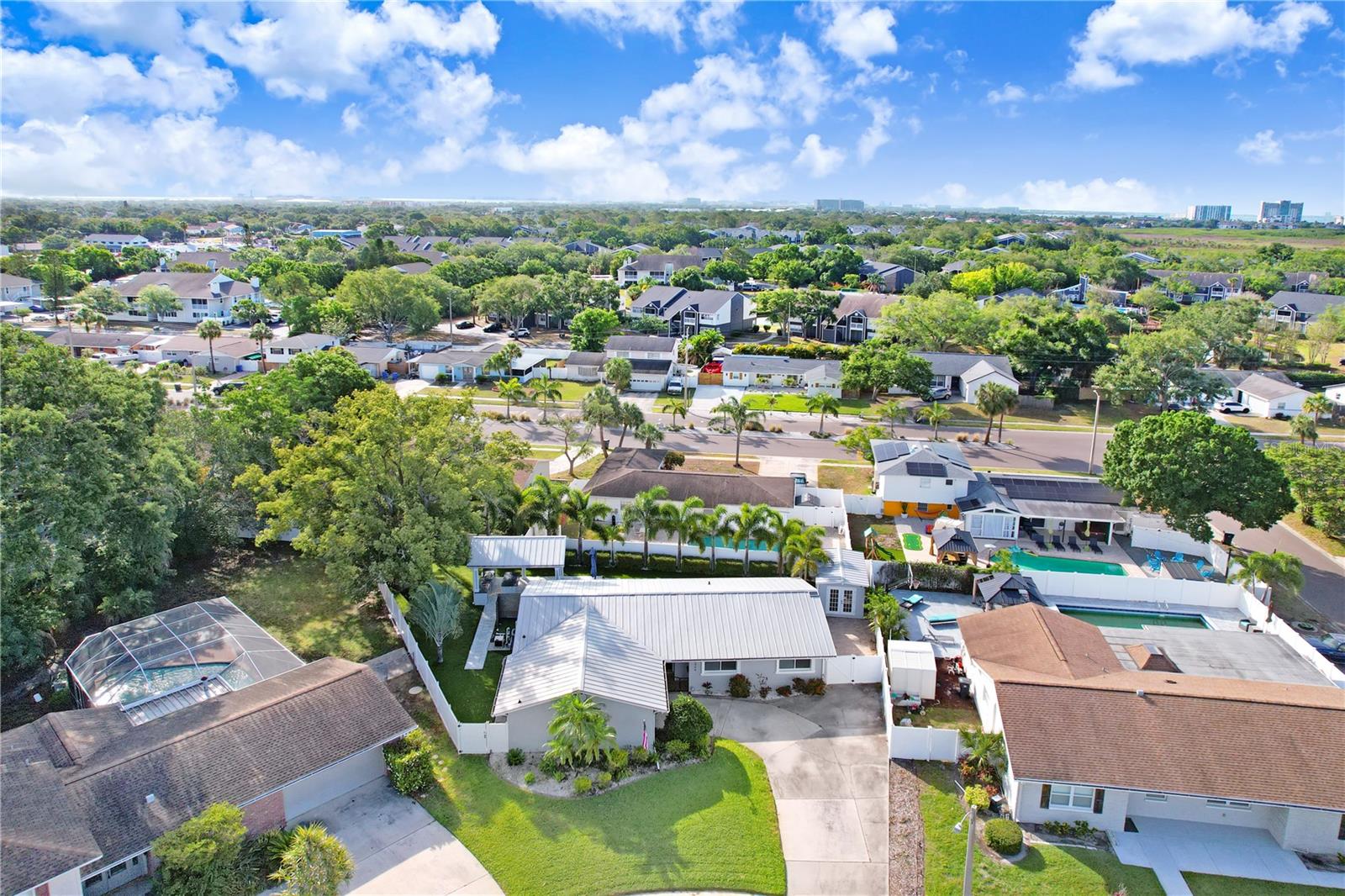 8404 BLACKSTONE CT, TAMPA, FL, 33615