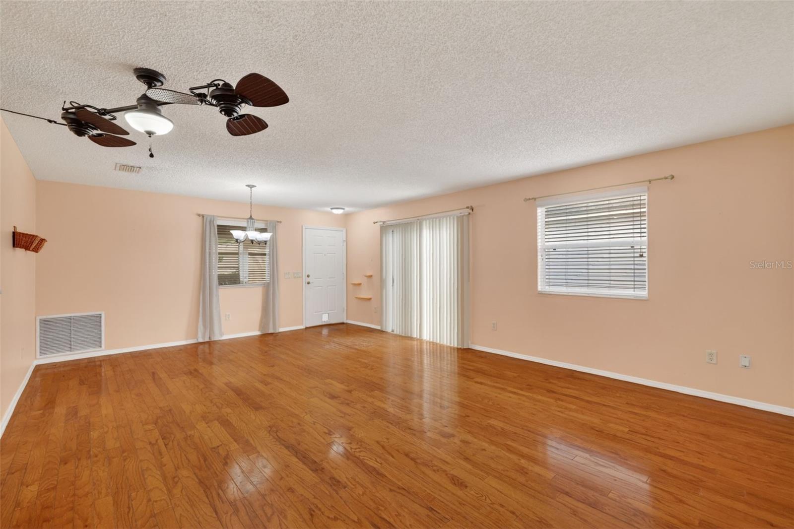 17457 SE 81ST NEWBERRY CT, THE VILLAGES, FL, 32162