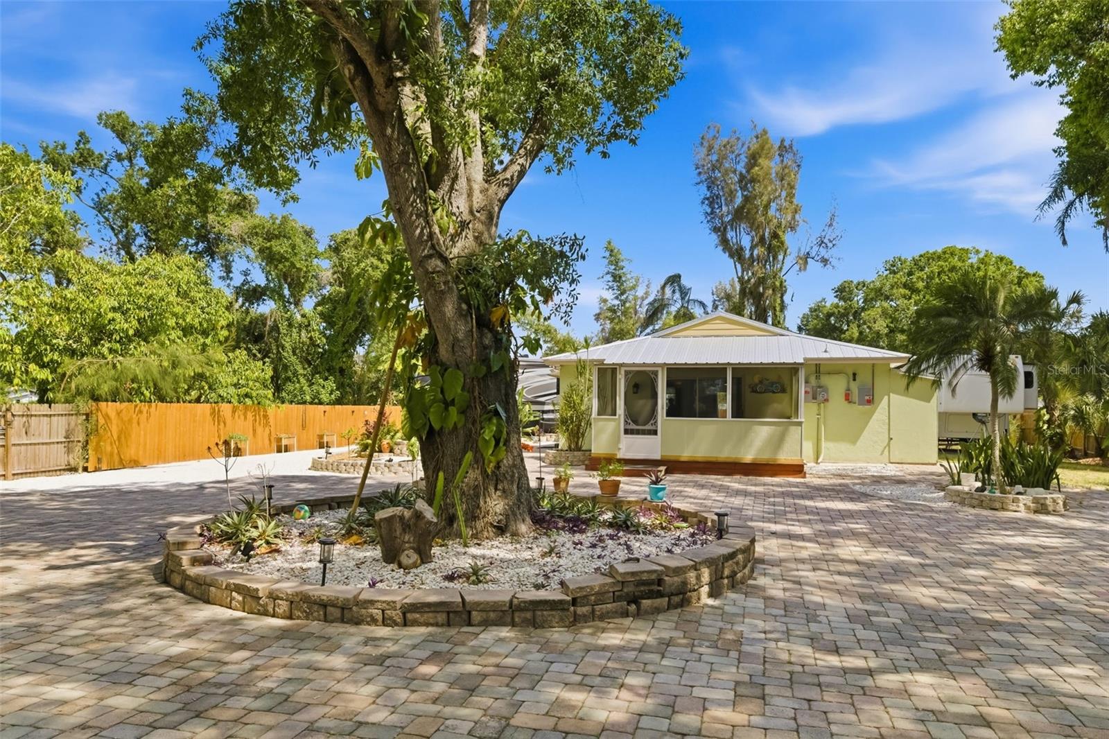 2549 19TH ST, SARASOTA, FL, 34234