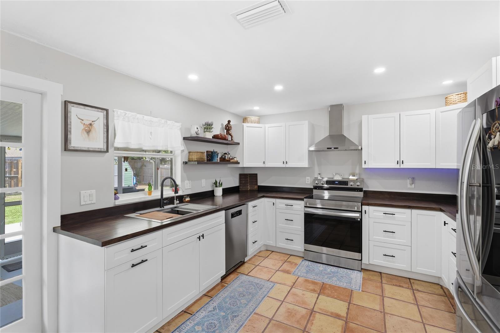 3670 SUNSET BEACH DR, VENICE, FL, 34293