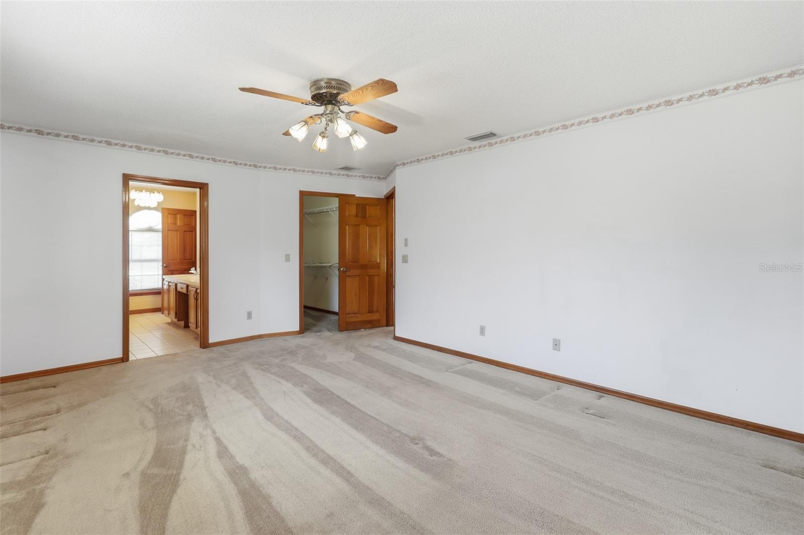 417 GLEN ABBEY LN, DEBARY, FL, 32713