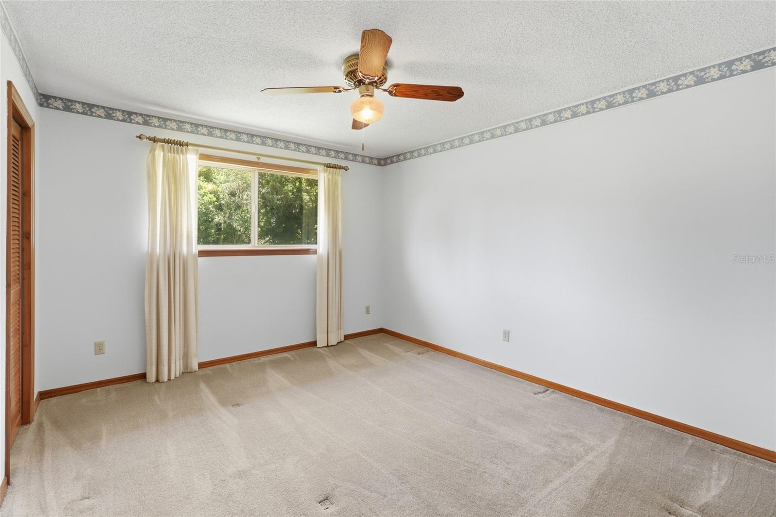 417 GLEN ABBEY LN, DEBARY, FL, 32713