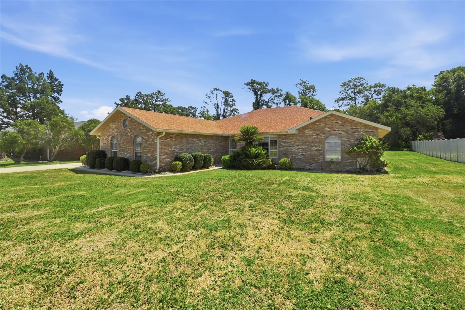 417 GLEN ABBEY LN, DEBARY, FL, 32713