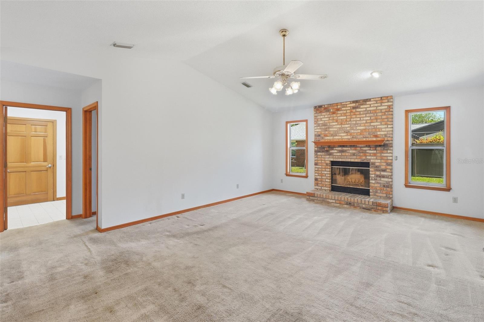 417 GLEN ABBEY LN, DEBARY, FL, 32713