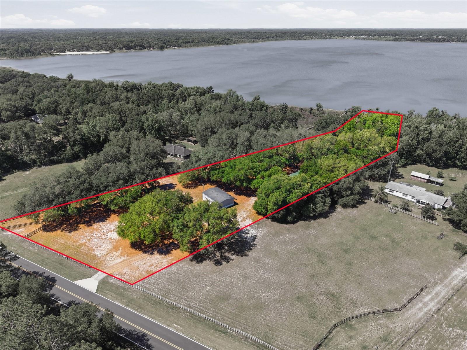 3980 SE 183RD AVENUE RD, OCKLAWAHA, FL, 32179