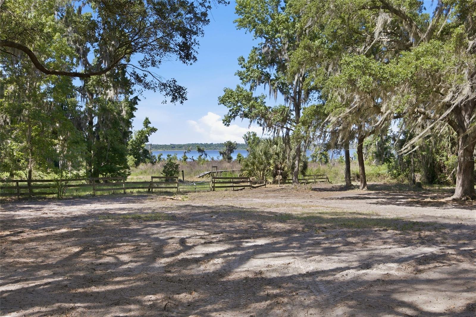 3980 SE 183RD AVENUE RD, OCKLAWAHA, FL, 32179