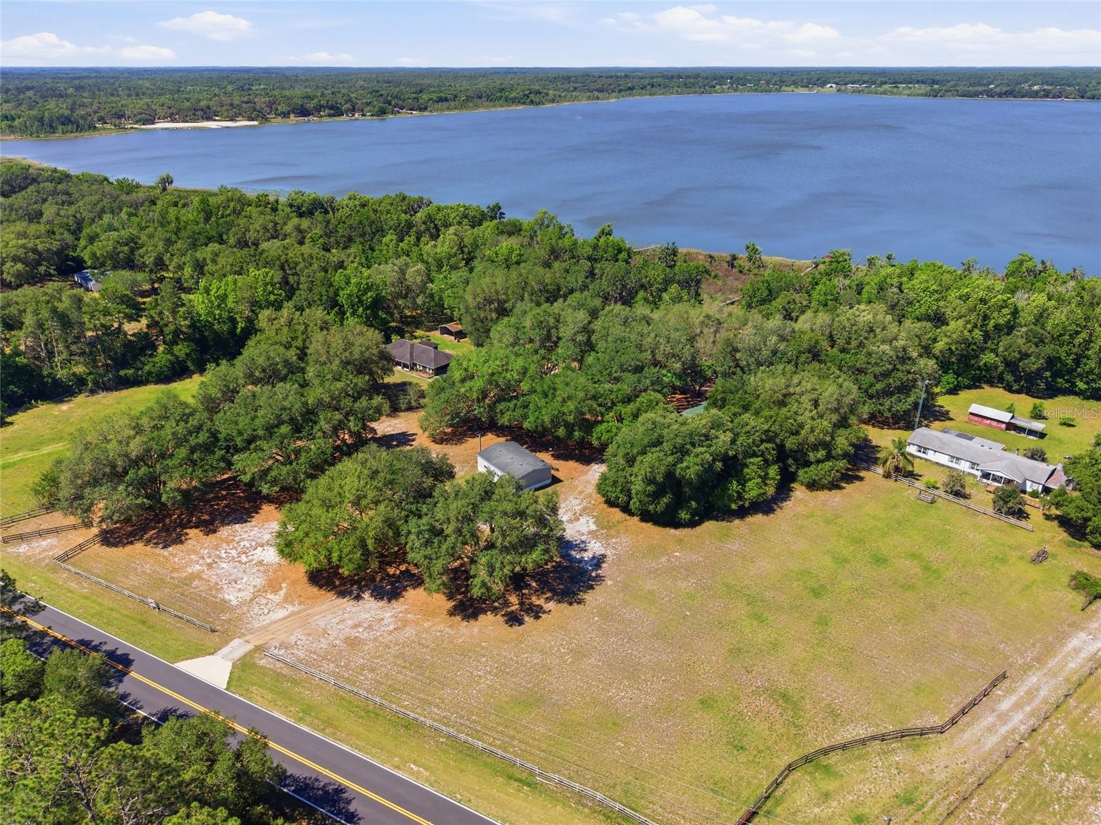 3980 SE 183RD AVENUE RD, OCKLAWAHA, FL, 32179