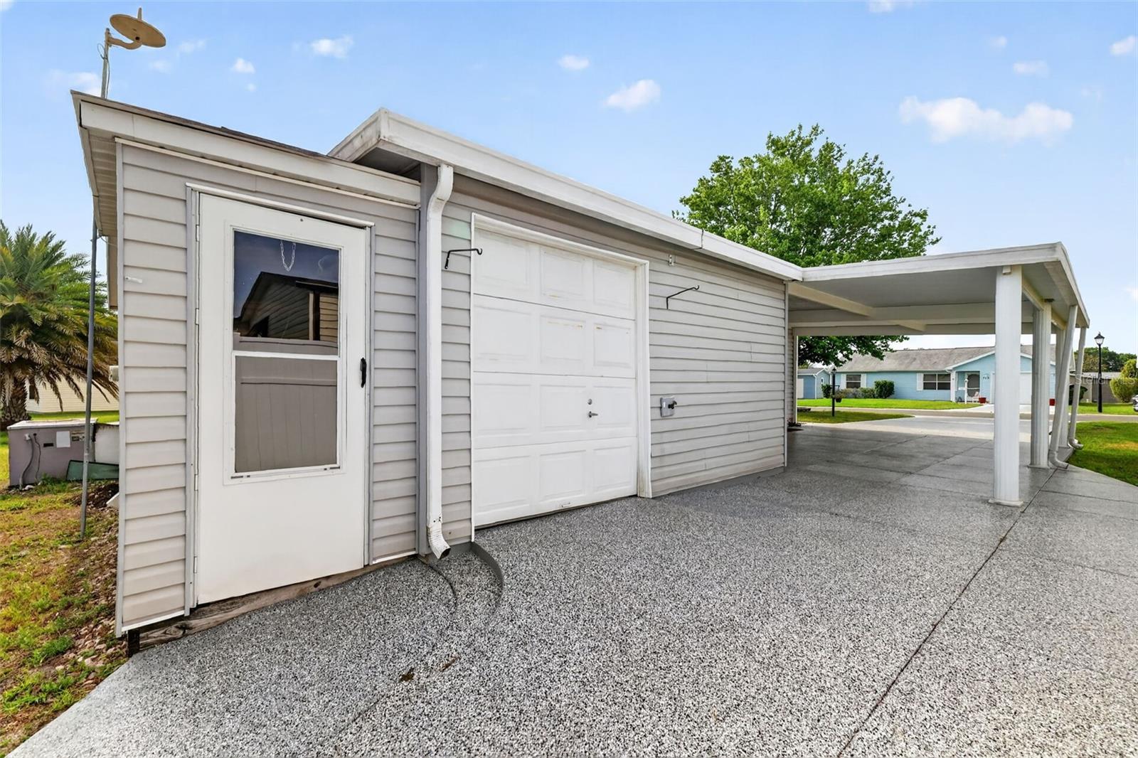 728 PRADO DR, LADY LAKE, FL, 32159