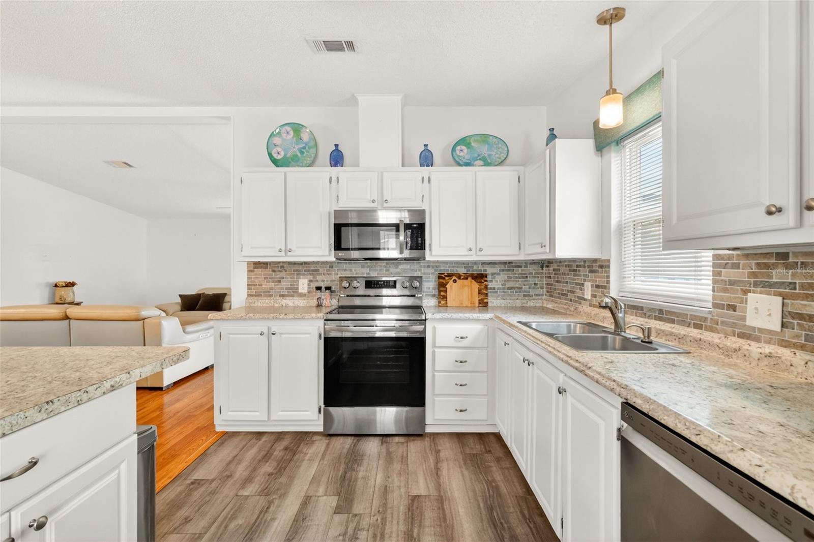 728 PRADO DR, LADY LAKE, FL, 32159