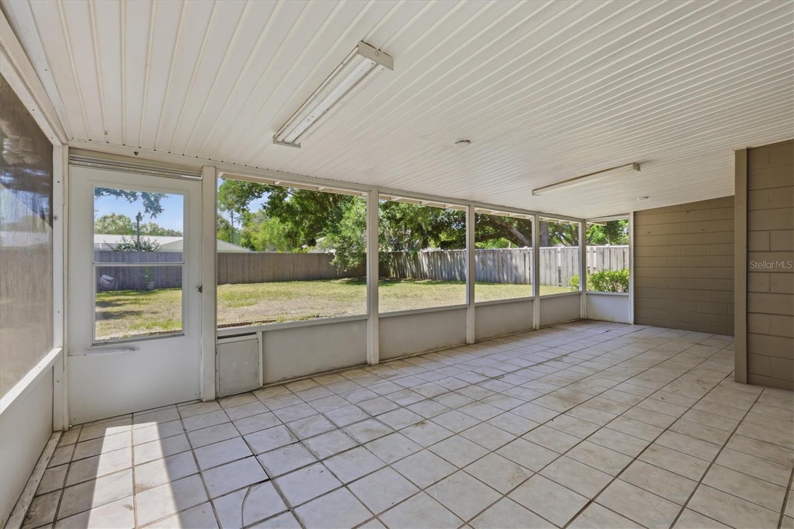 13808 CHERRY BROOK LN, TAMPA, FL, 33618