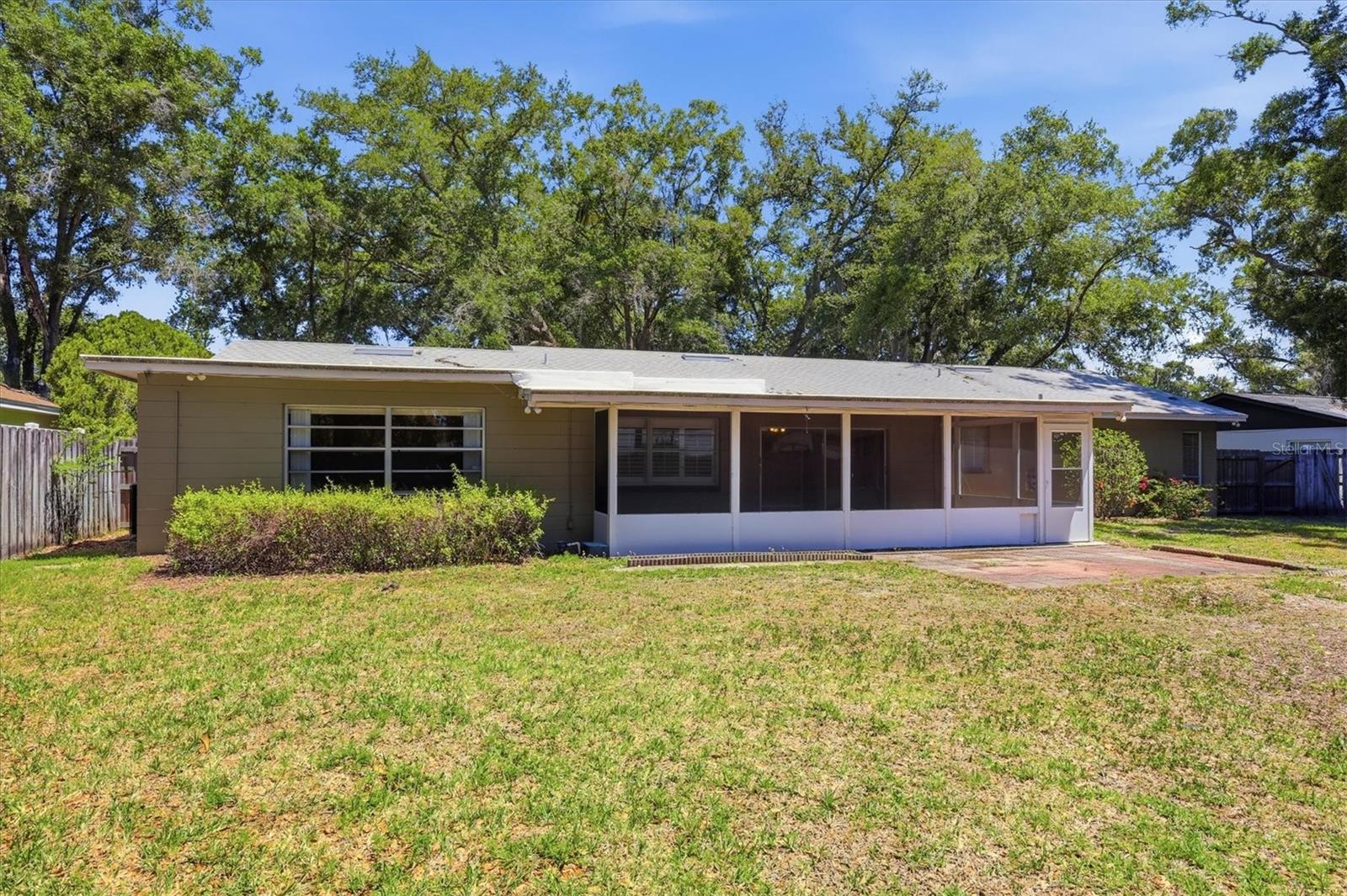 13808 CHERRY BROOK LN, TAMPA, FL, 33618