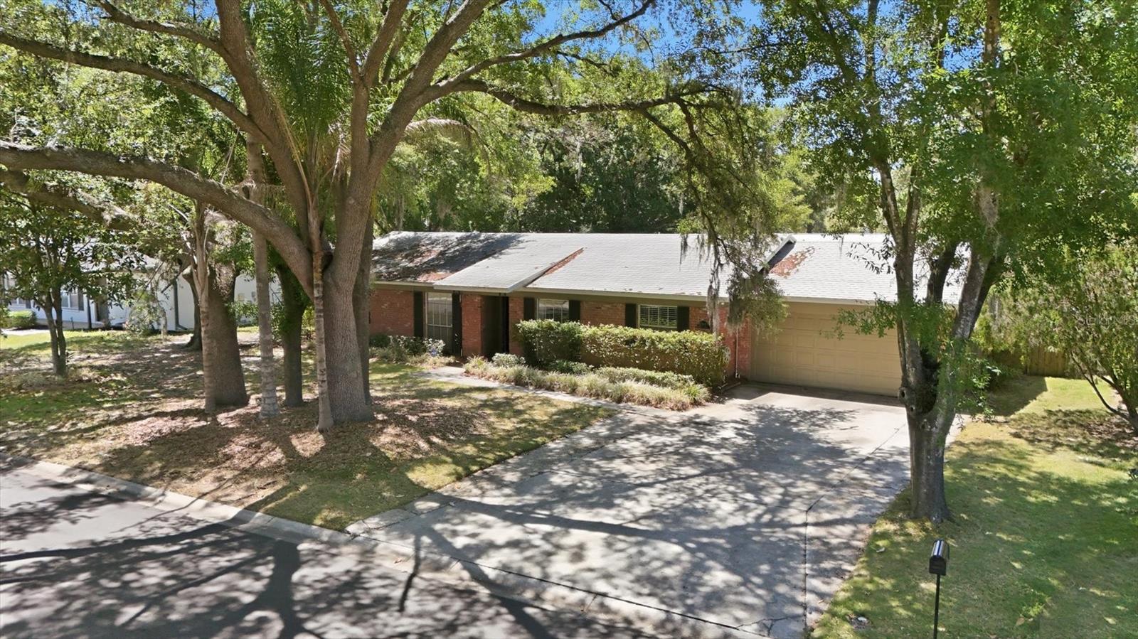 13808 CHERRY BROOK LN, TAMPA, FL, 33618
