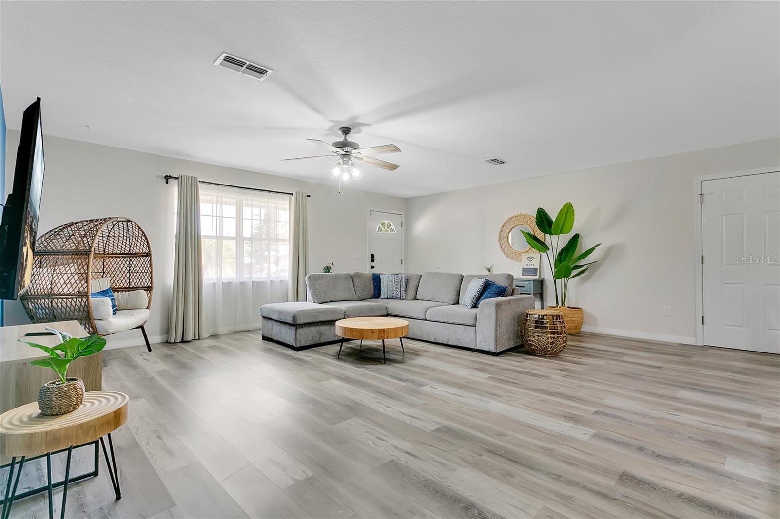 2522 EVERGREEN DR, EDGEWATER, FL, 32141