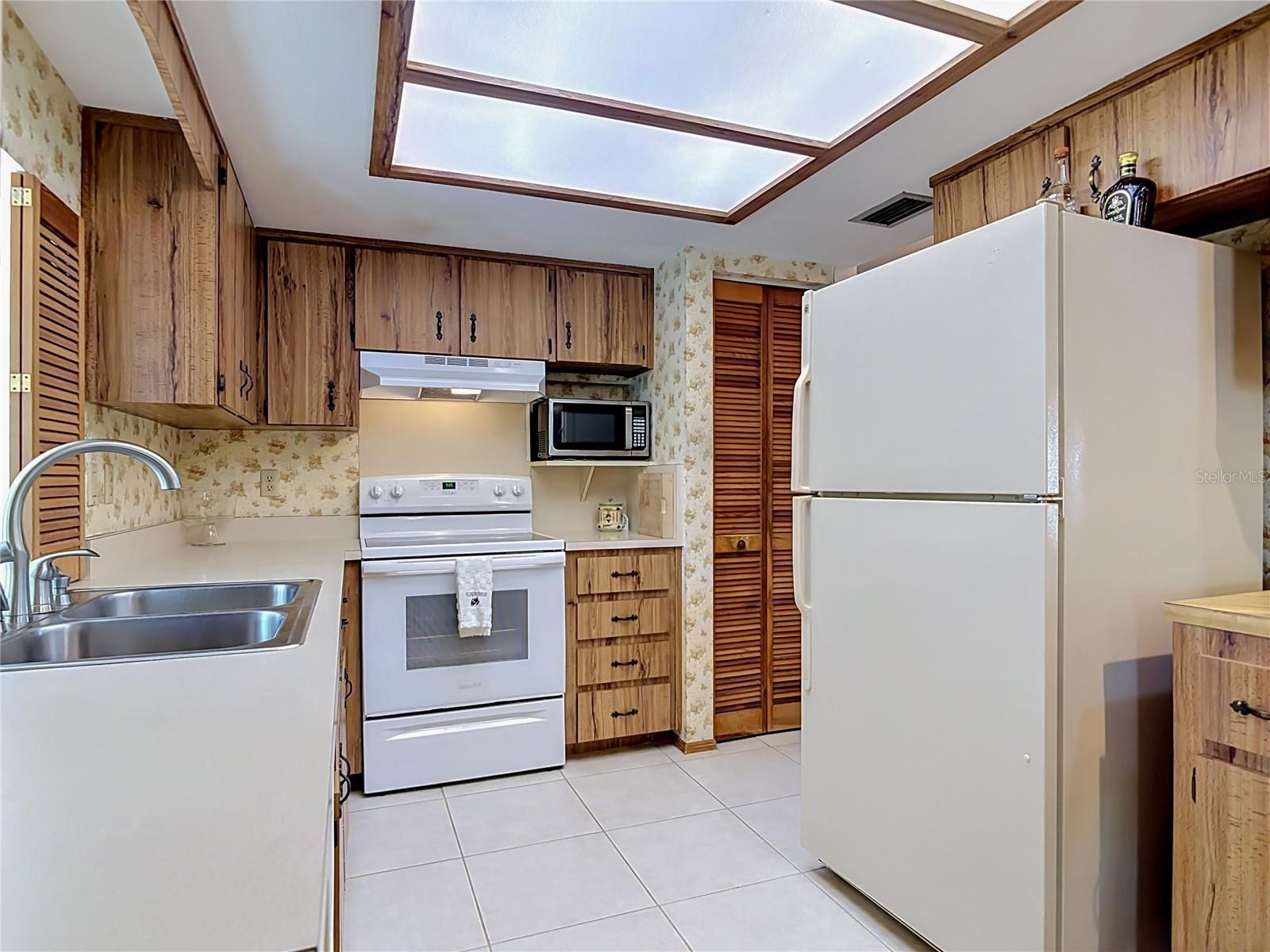309 WILDWOOD DR, EDGEWATER, FL, 32132