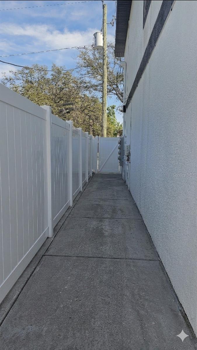 13612 N 21ST ST, TAMPA, FL, 33613