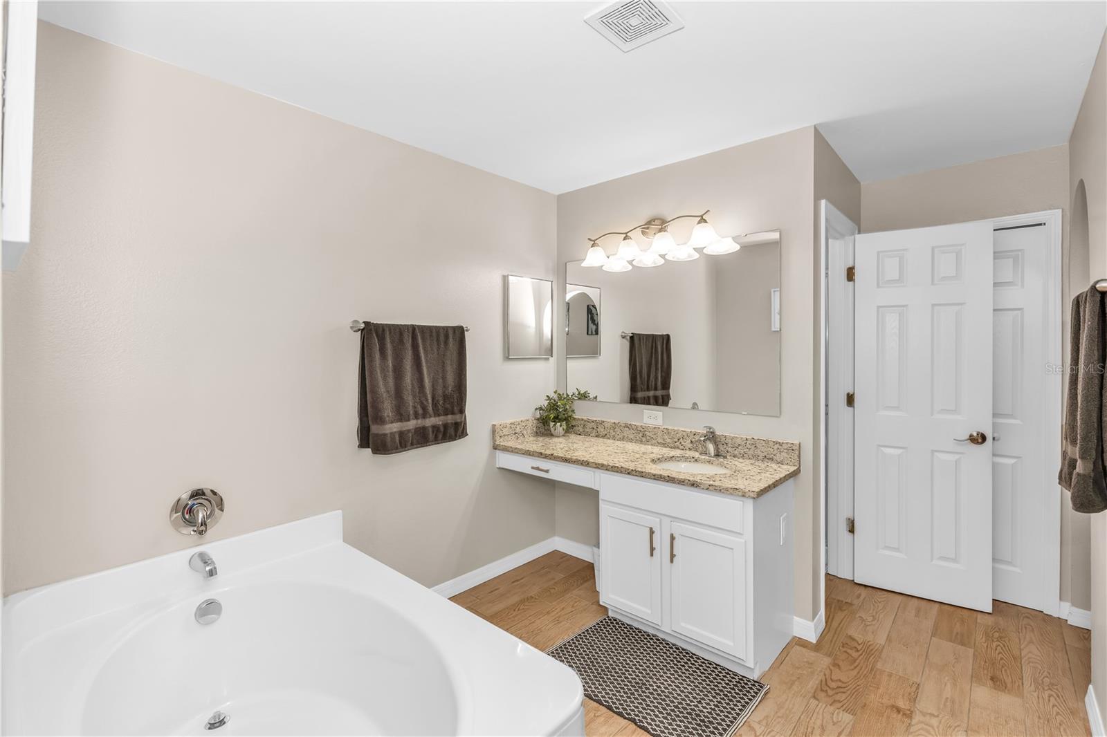 1874 CORNER MEADOW CIR, ORLANDO, FL, 32820