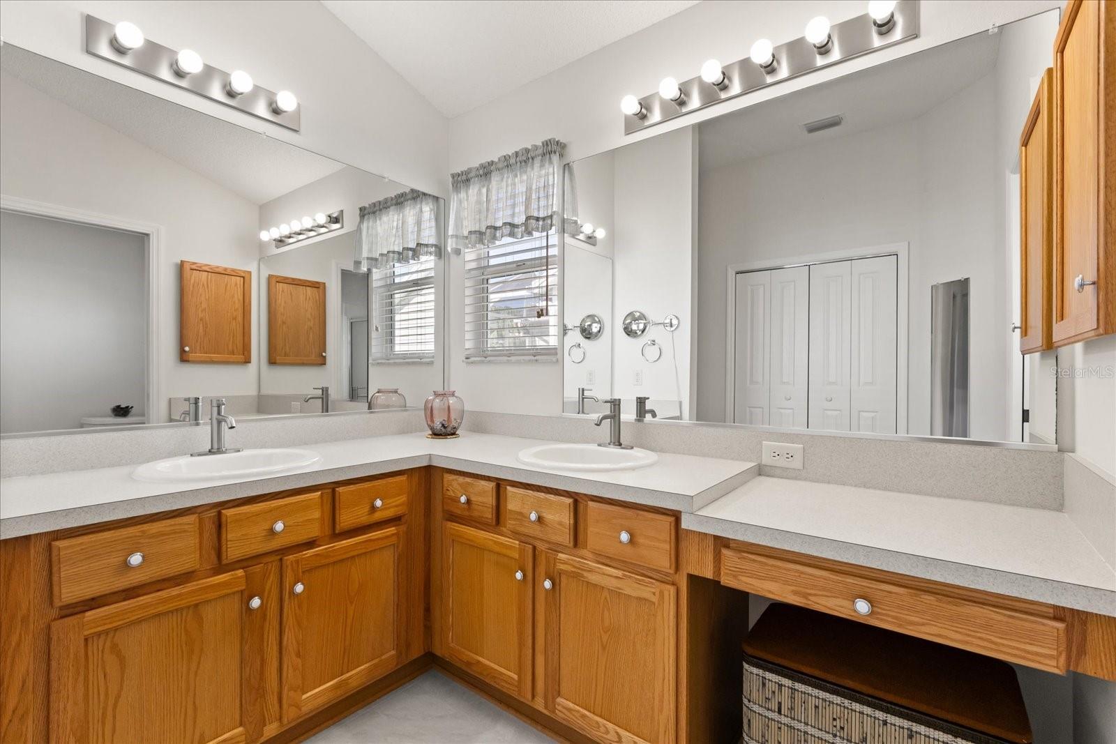 2467 AMBLER CIR, THE VILLAGES, FL, 32162