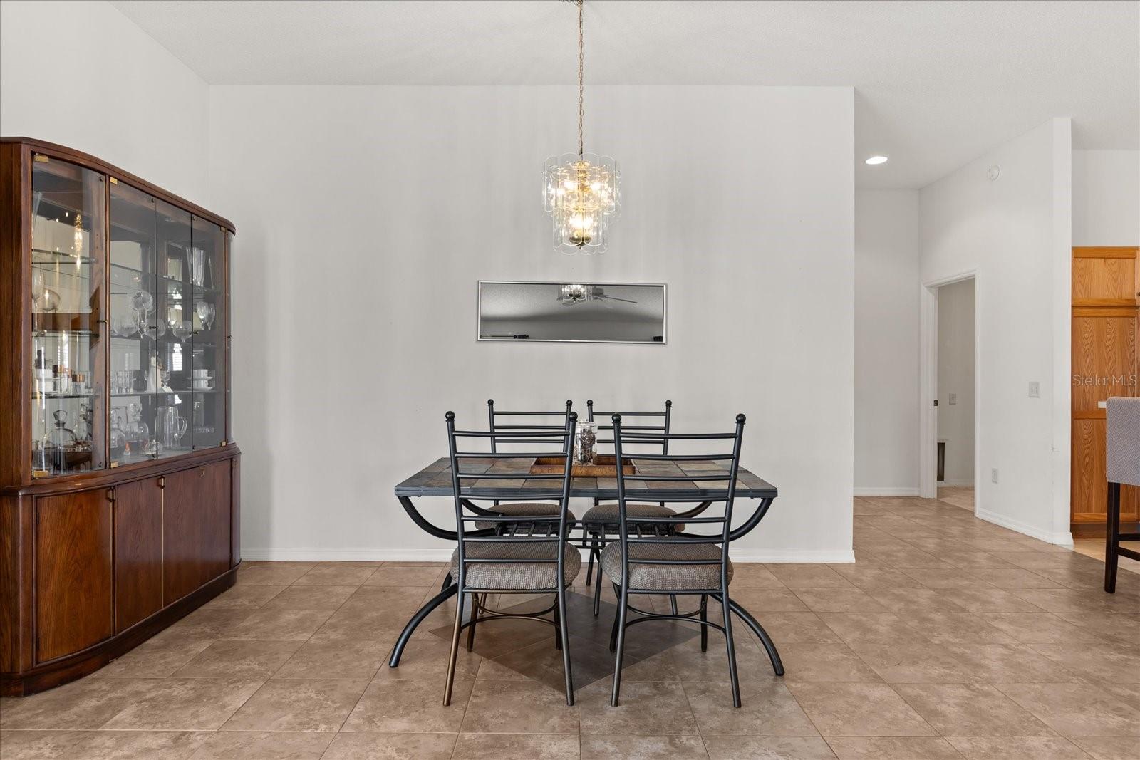 2467 AMBLER CIR, THE VILLAGES, FL, 32162