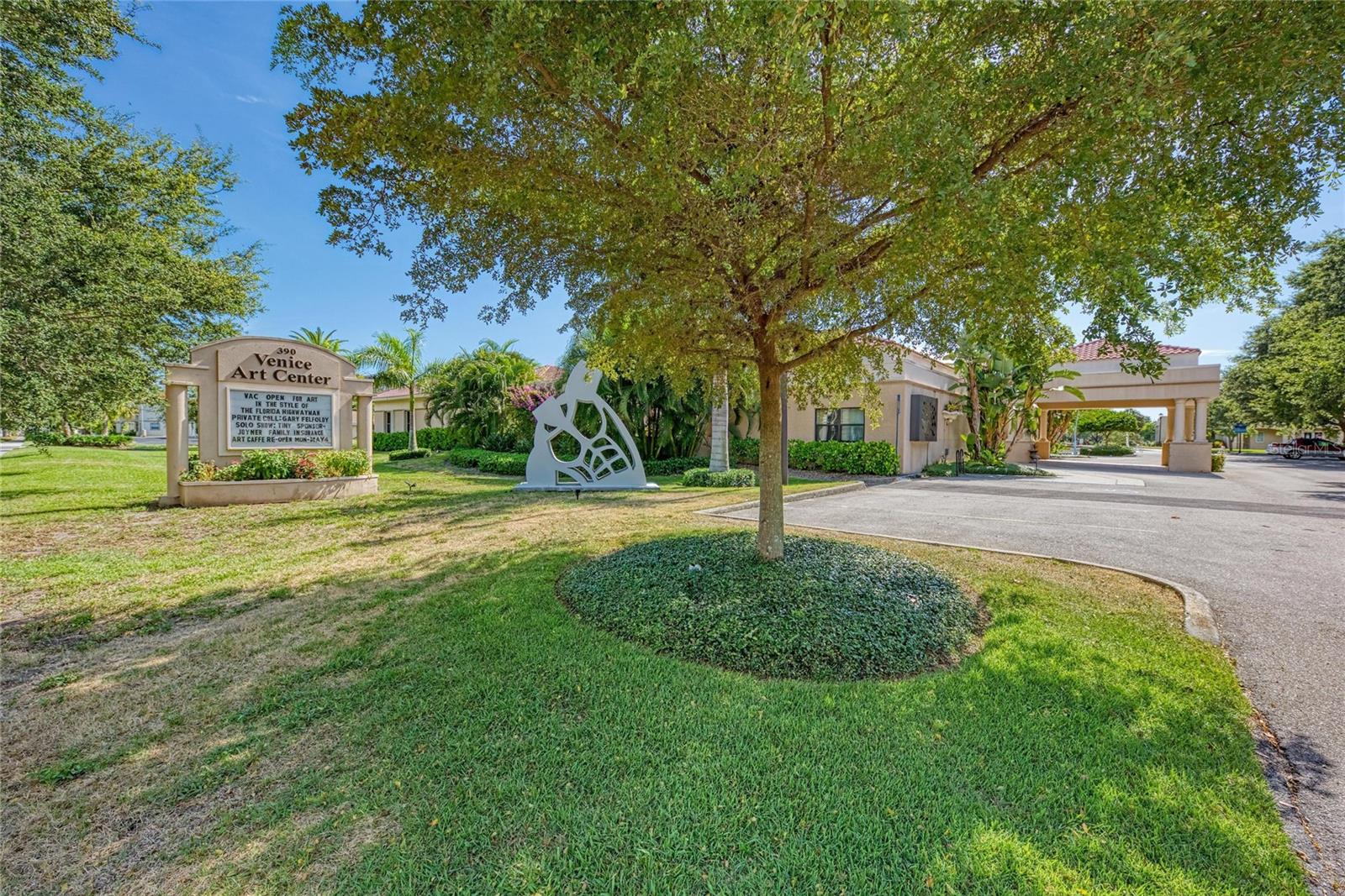 1211 CYPRESS AVE, VENICE, FL, 34285