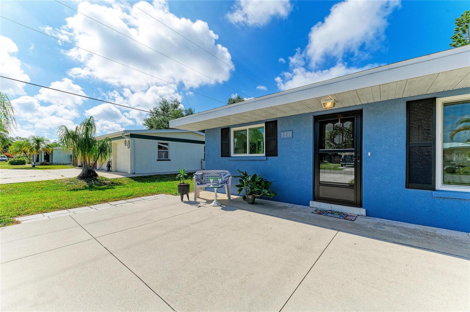 1211 CYPRESS AVE, VENICE, FL, 34285