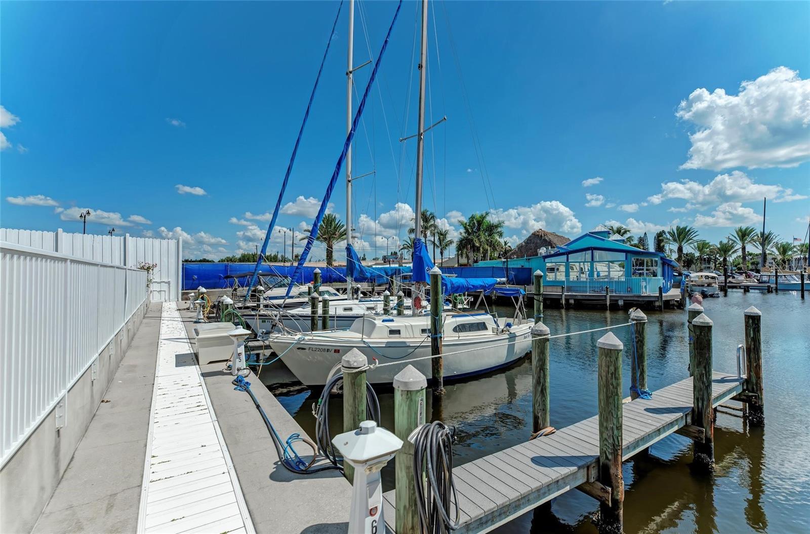 1211 CYPRESS AVE, VENICE, FL, 34285