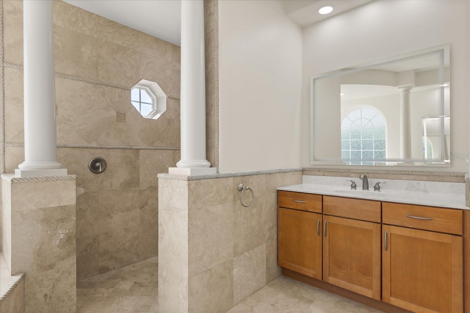1554 LAKE RHEA DR, WINDERMERE, FL, 34786
