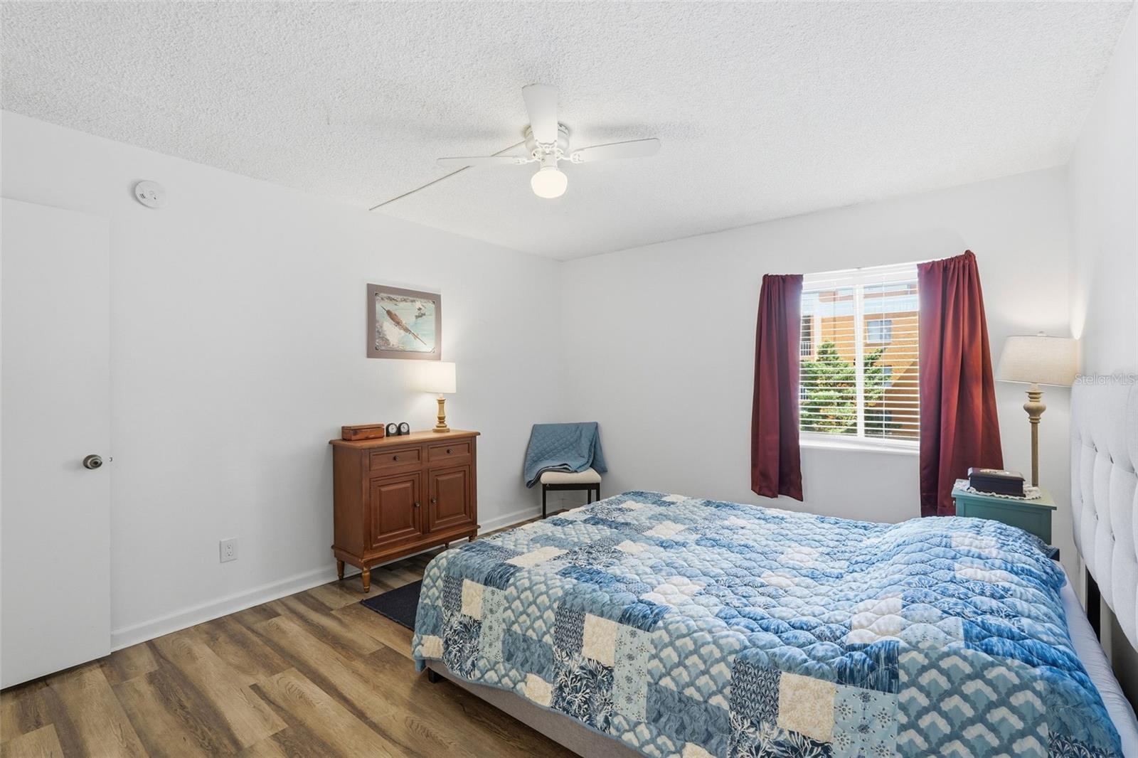 2366 E MALL DR #403, FORT MYERS, FL, 33901