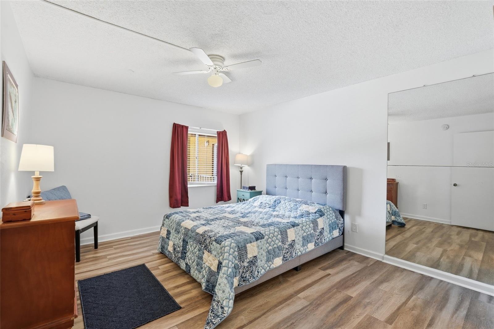 2366 E MALL DR #403, FORT MYERS, FL, 33901