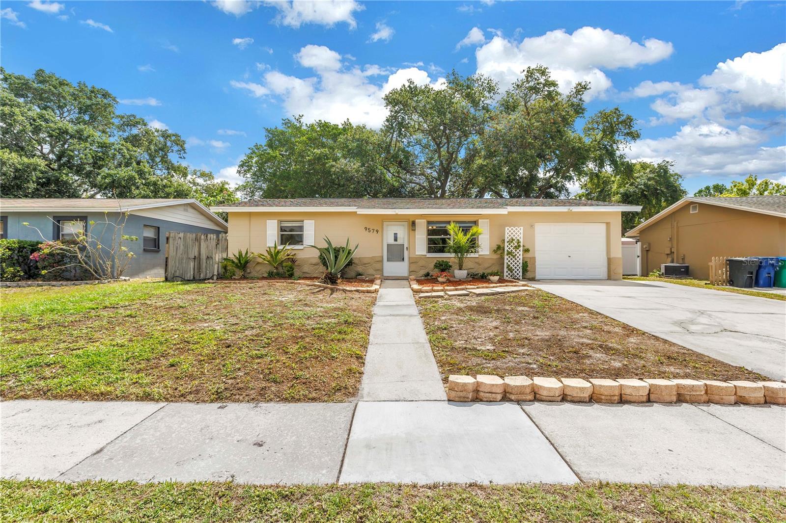 9579 GOLDEN GROVE ST, SEMINOLE, FL, 33772