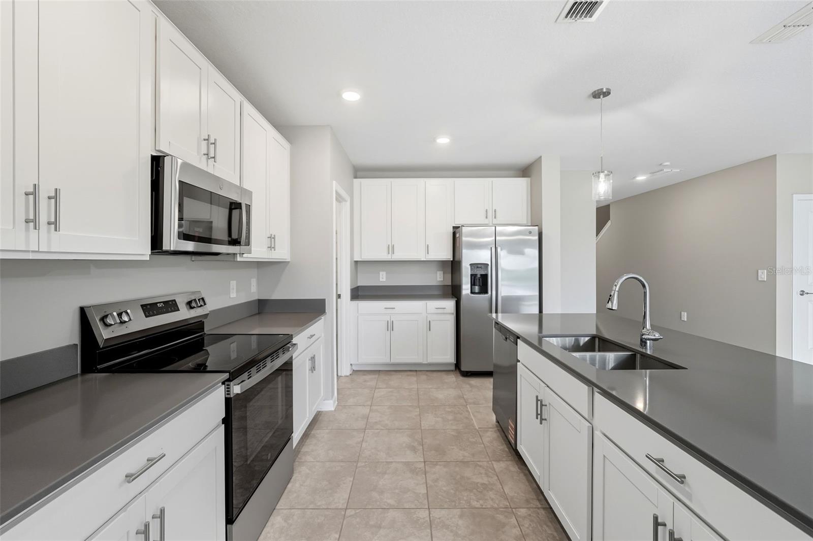 724 DARING DR, DAVENPORT, FL, 33837