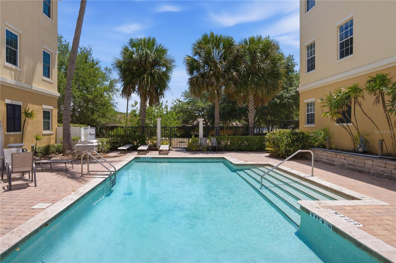 815 S FORT HARRISON AVE, CLEARWATER, FL, 33756
