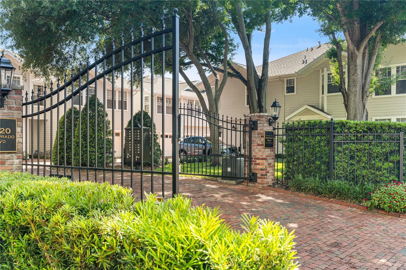 2920 W EL PRADO BLVD #11, TAMPA, FL, 33629
