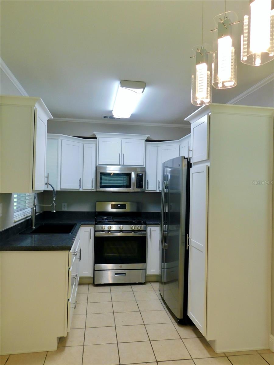 921 NE 13TH AVE, OCALA, FL, 34470