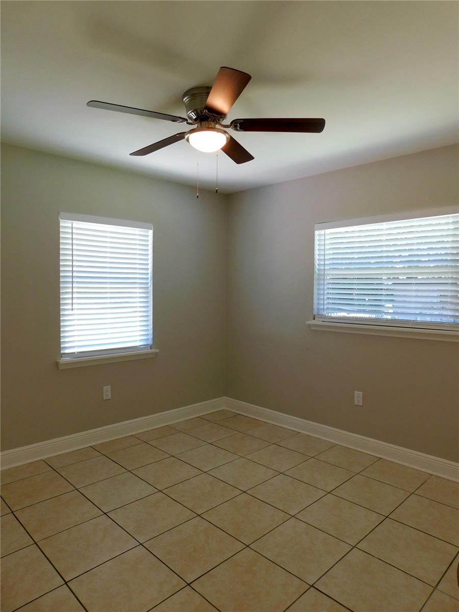 921 NE 13TH AVE, OCALA, FL, 34470
