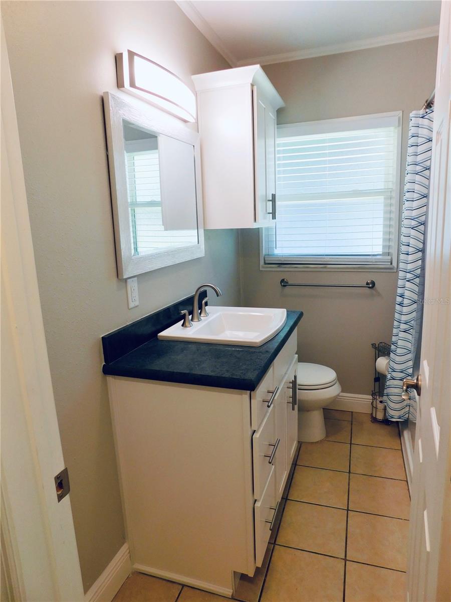 921 NE 13TH AVE, OCALA, FL, 34470