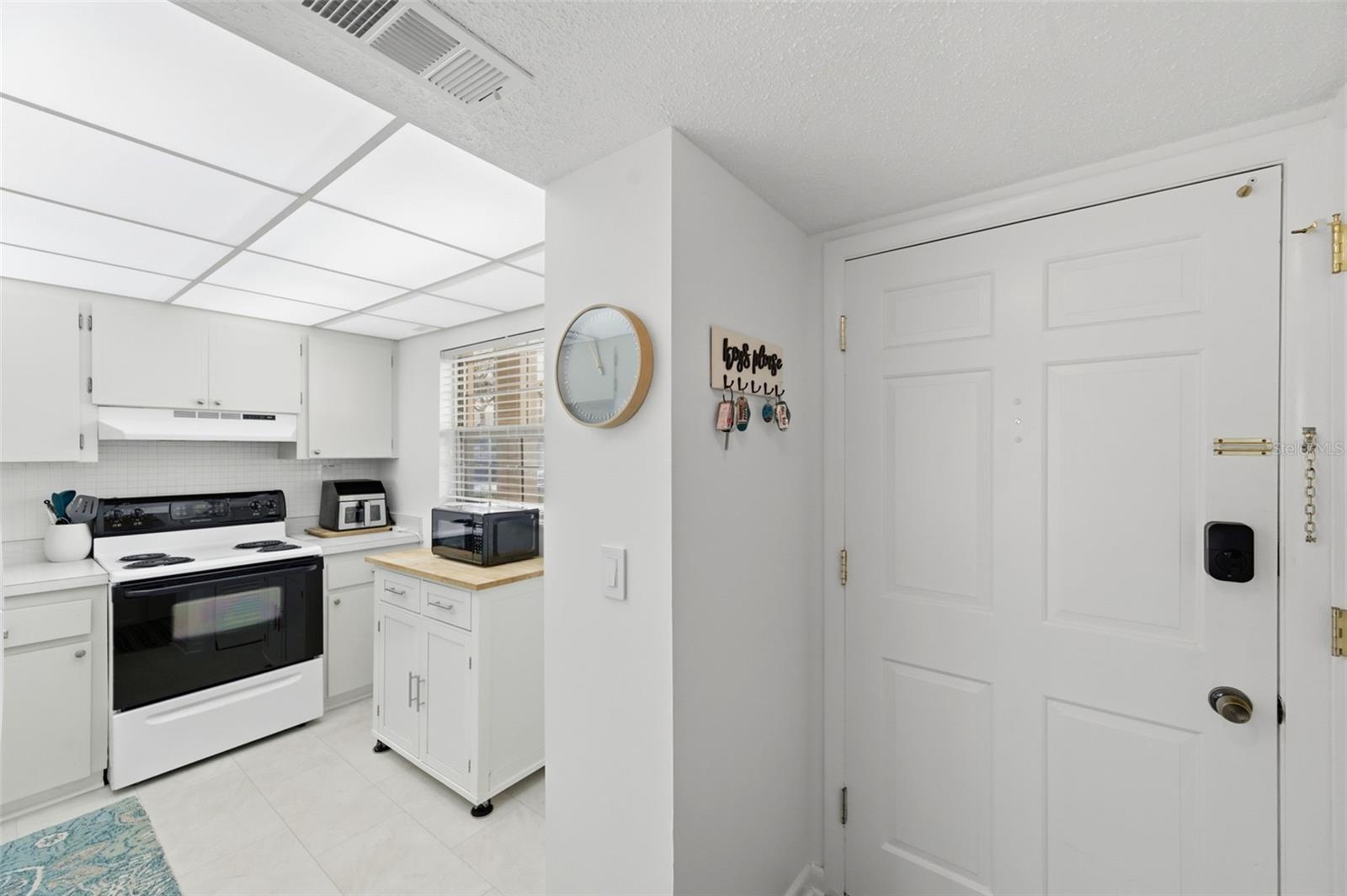 19029 US HIGHWAY 19 N #6-10, CLEARWATER, FL, 33764