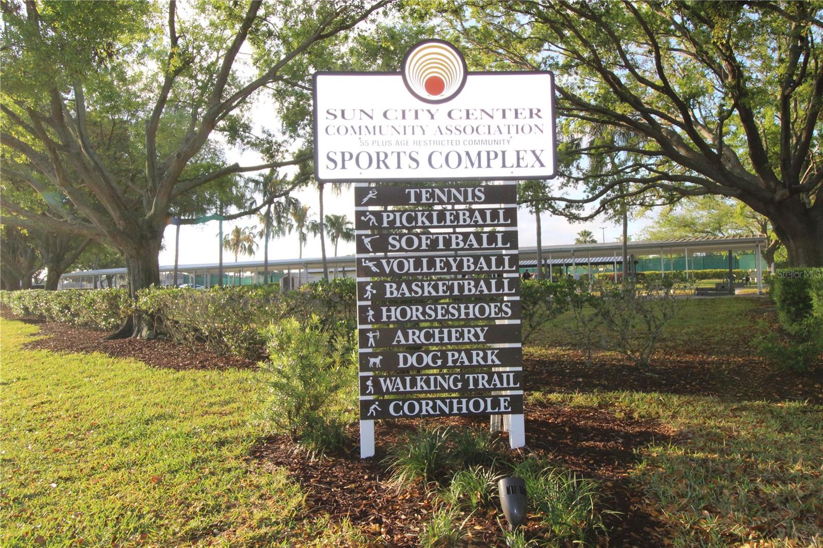 1005 RICKENBACKER DR, SUN CITY CENTER, FL, 33573