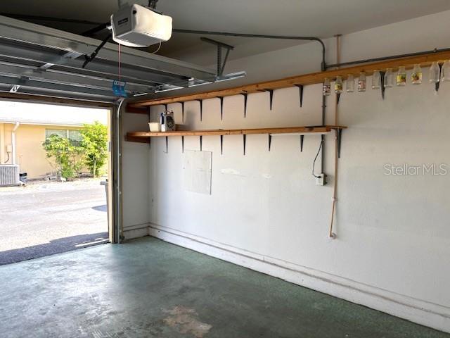 1005 RICKENBACKER DR, SUN CITY CENTER, FL, 33573