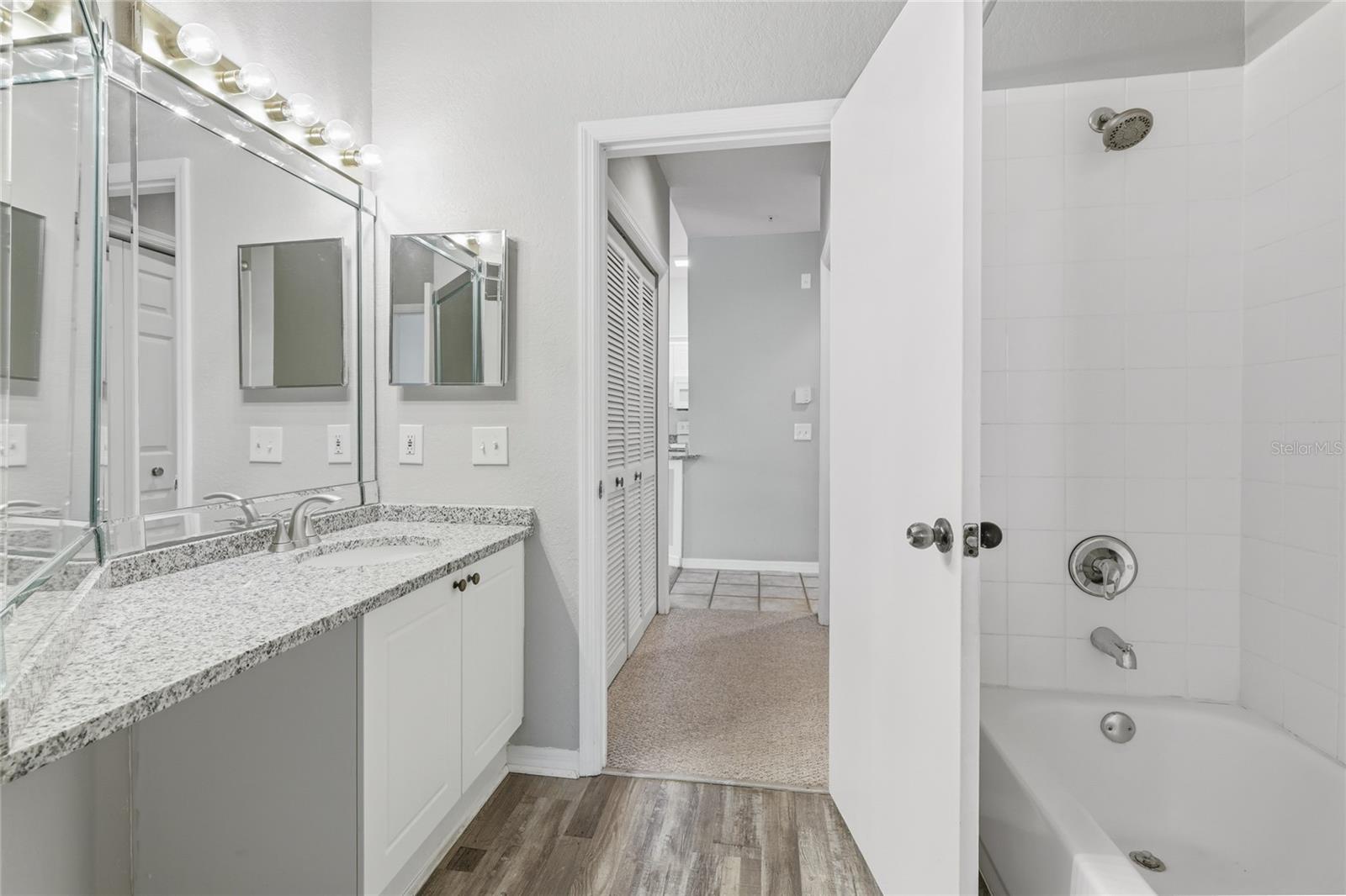 5122 NORTHRIDGE RD #307, SARASOTA, FL, 34238