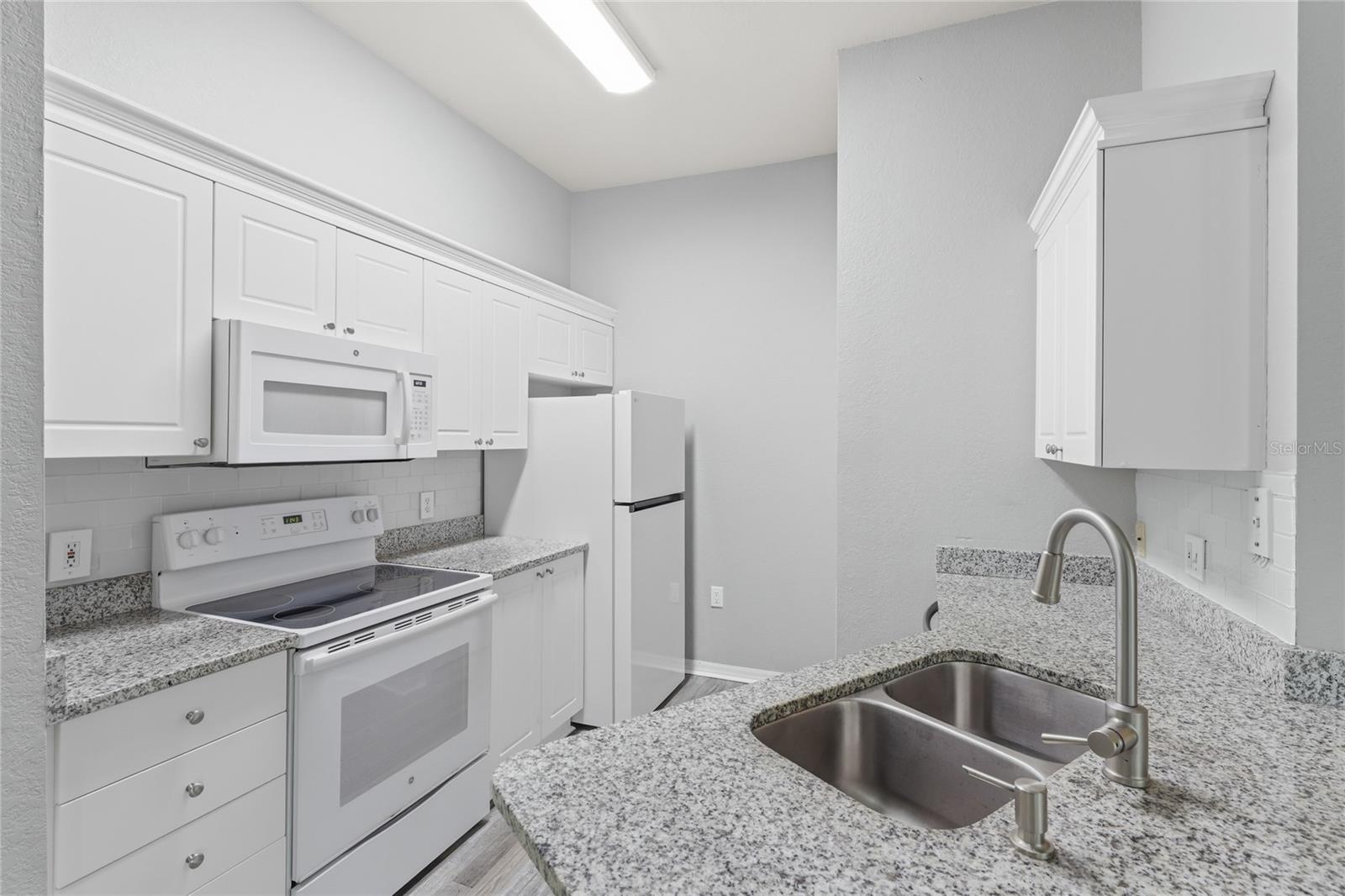 5122 NORTHRIDGE RD #307, SARASOTA, FL, 34238