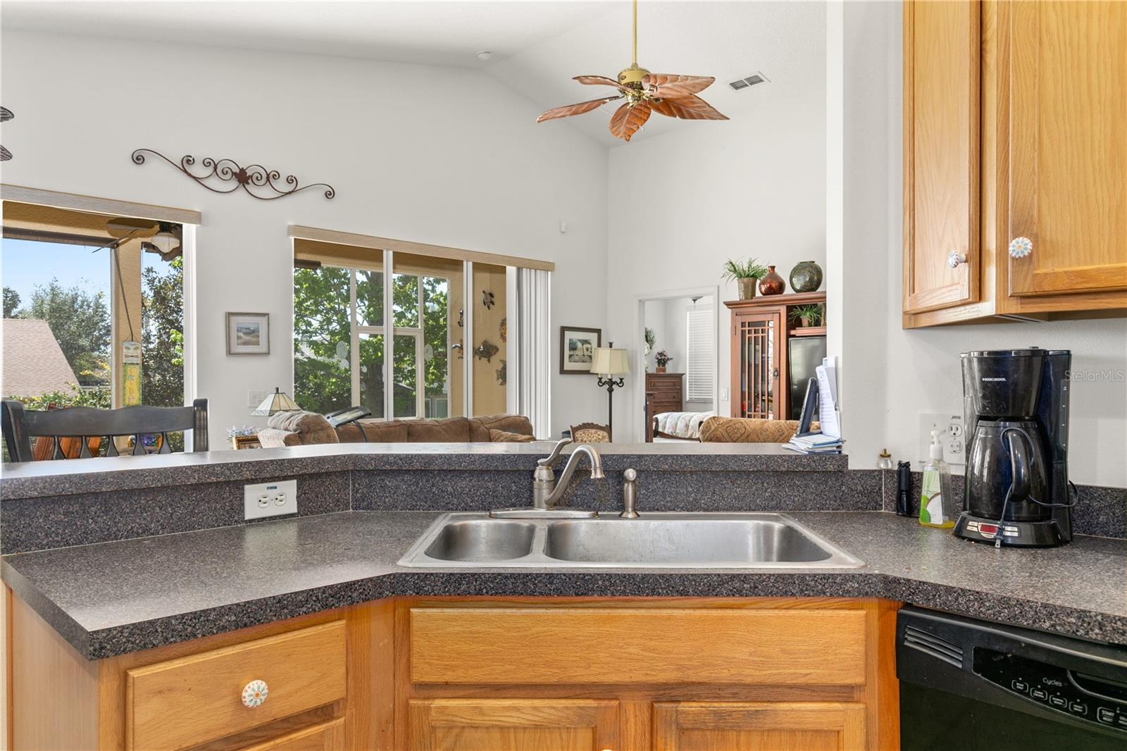 112 FLAME VINE WAY, GROVELAND, FL, 34736