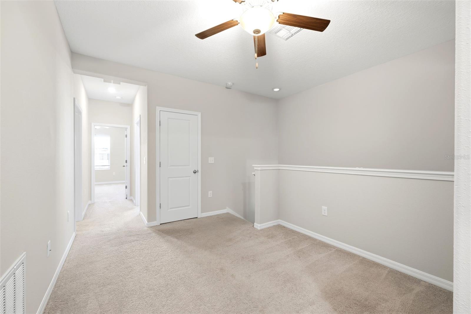 31555 BLUE PASSING LOOP, WESLEY CHAPEL, FL, 33545