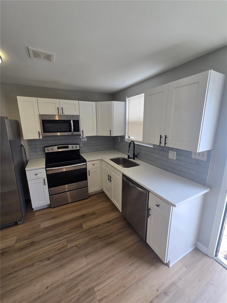 2406 E CLARK ST #A & B, TAMPA, FL, 33605
