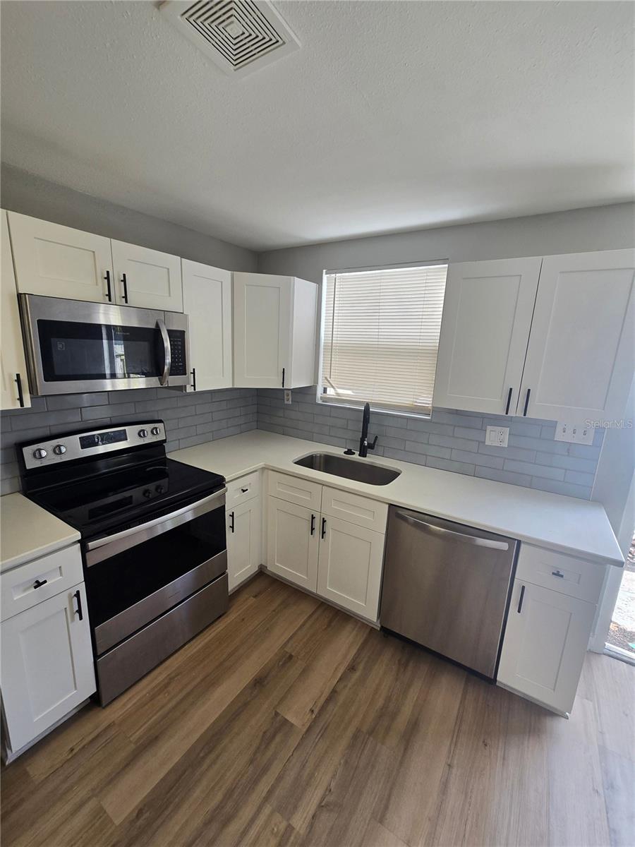 2406 E CLARK ST #A & B, TAMPA, FL, 33605