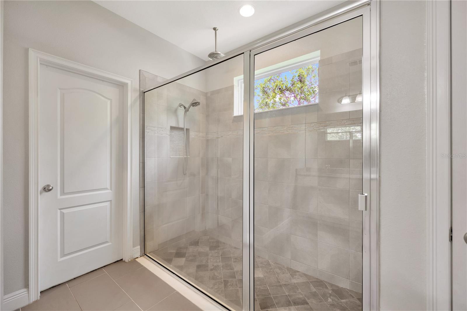 6518 PARK STRAND DR, APOLLO BEACH, FL, 33572