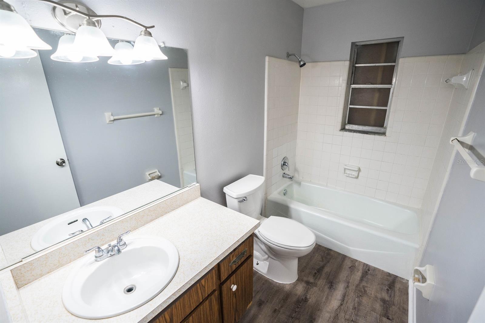 6913 MATHERS LN, RIVERVIEW, FL, 33578