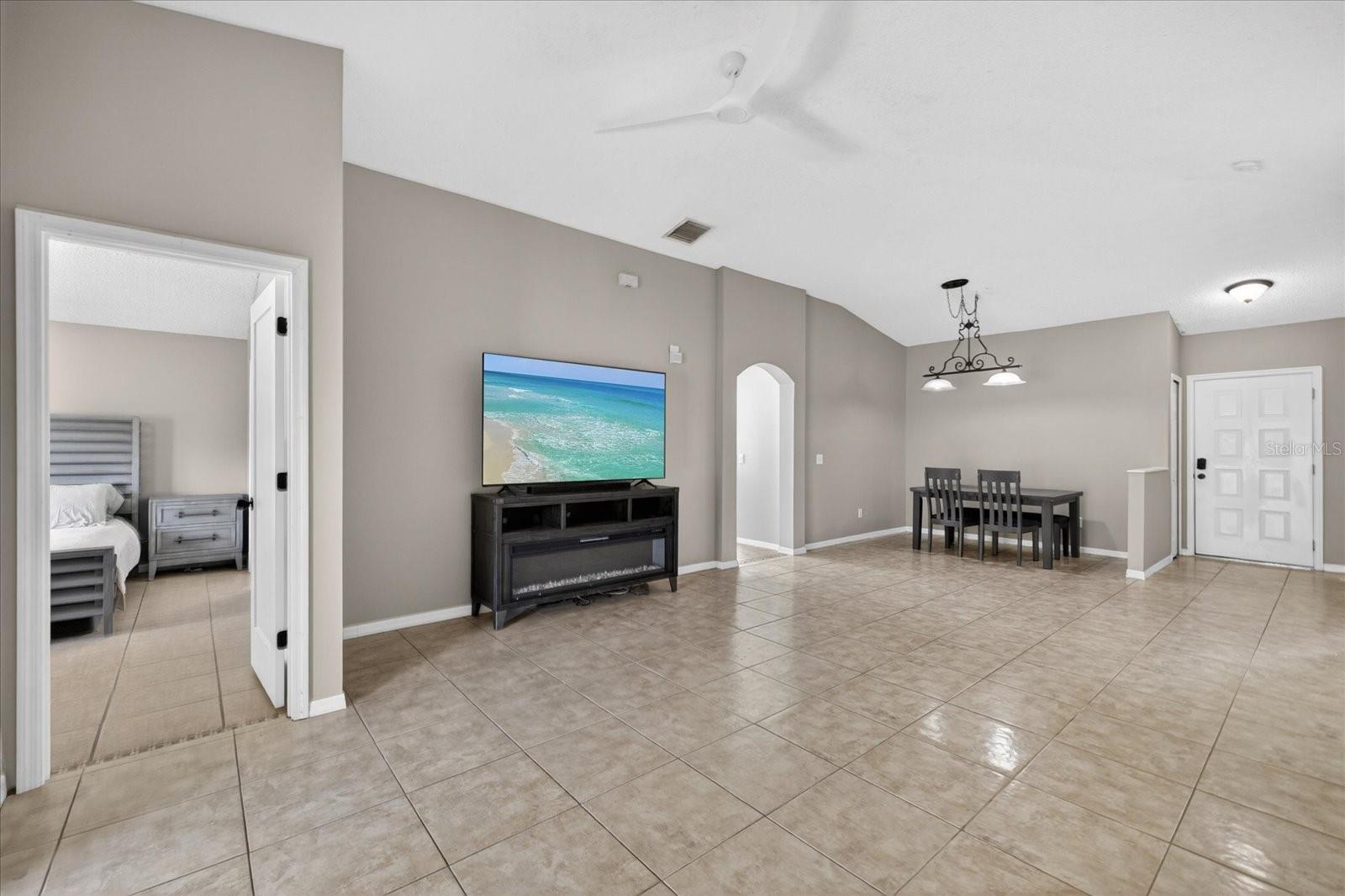 12015 CEDARFIELD DR, RIVERVIEW, FL, 33579