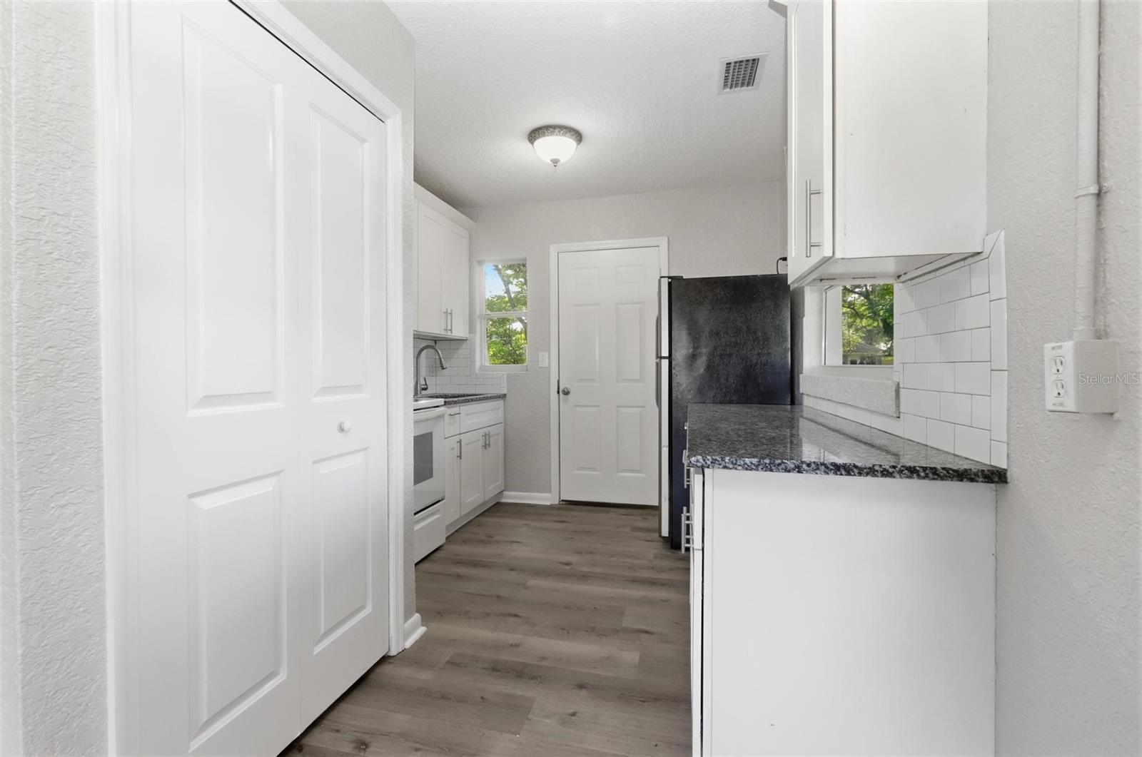 708 S PALMETTO AVE, DELAND, FL, 32720
