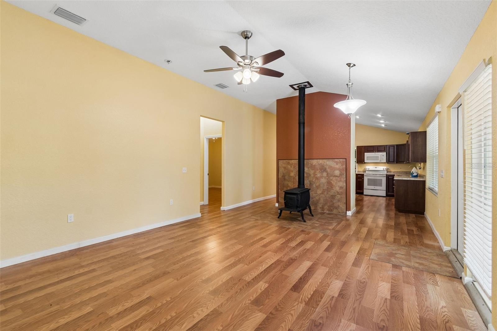 11274 S RIVIERA DR, HOMOSASSA, FL, 34448